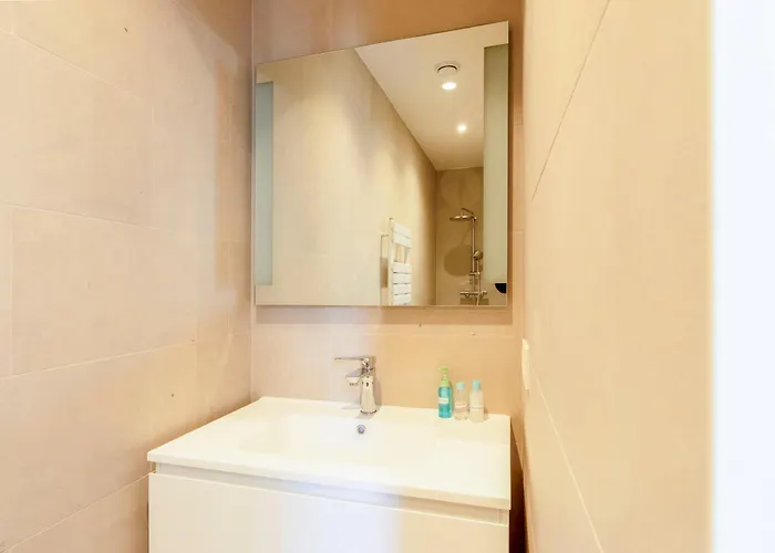 Ereva Seaside 2 Bedroom Duplex Modern *