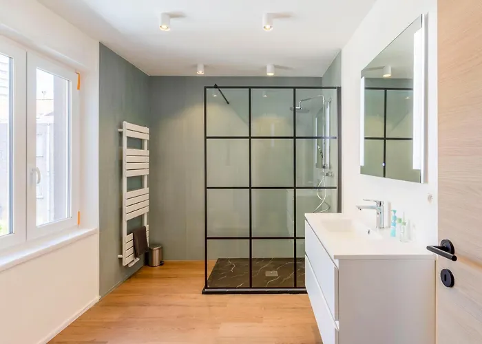 Ereva Seaside 2 Bedroom Duplex Modern 公寓