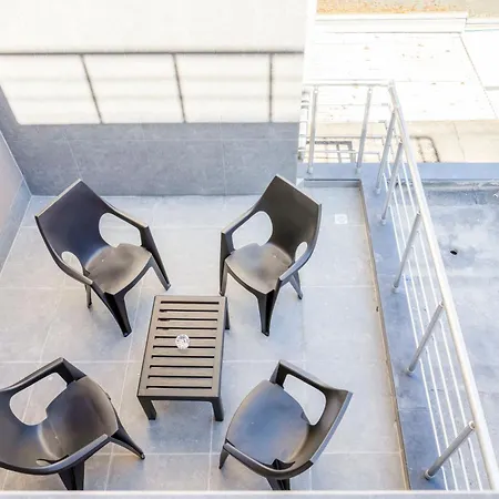 Ereva Seaside 2 Bedroom Duplex Modern Appartement